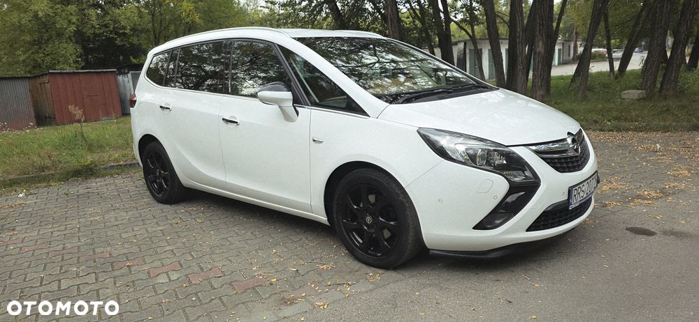 Opel Zafira - 38