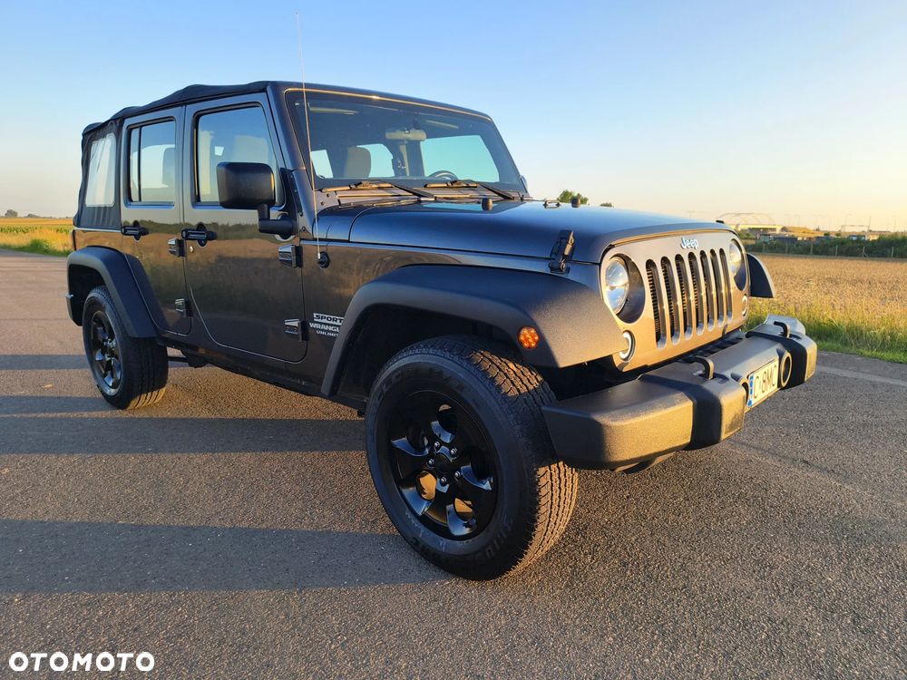 Jeep Wrangler - 11