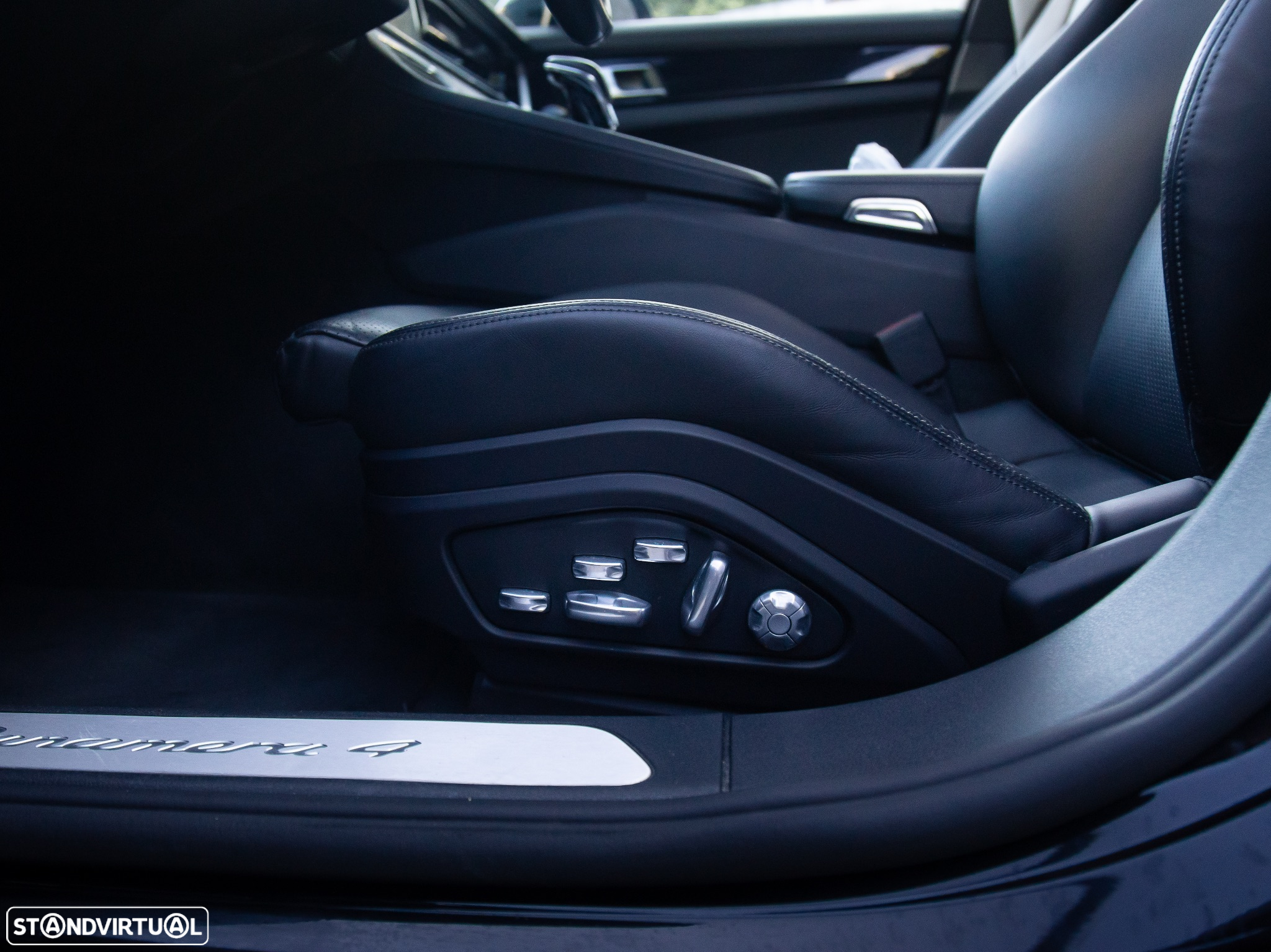 Porsche Panamera 4 E-Hybrid - 20