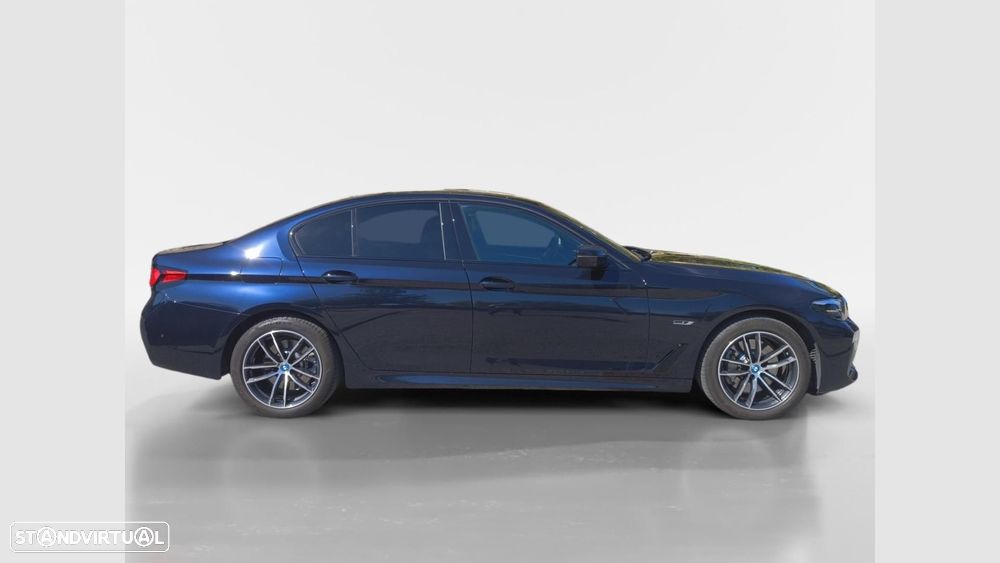 BMW 530 e Pack M - 5