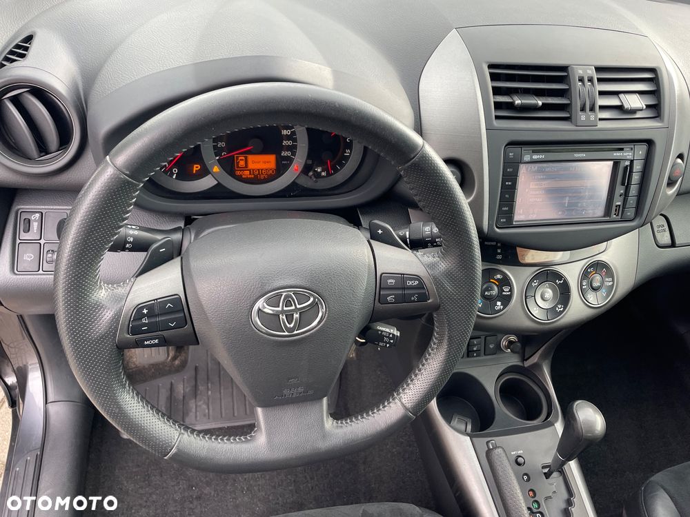 Toyota RAV4 2.0 VVT-i Prestige NAVI MS - 13