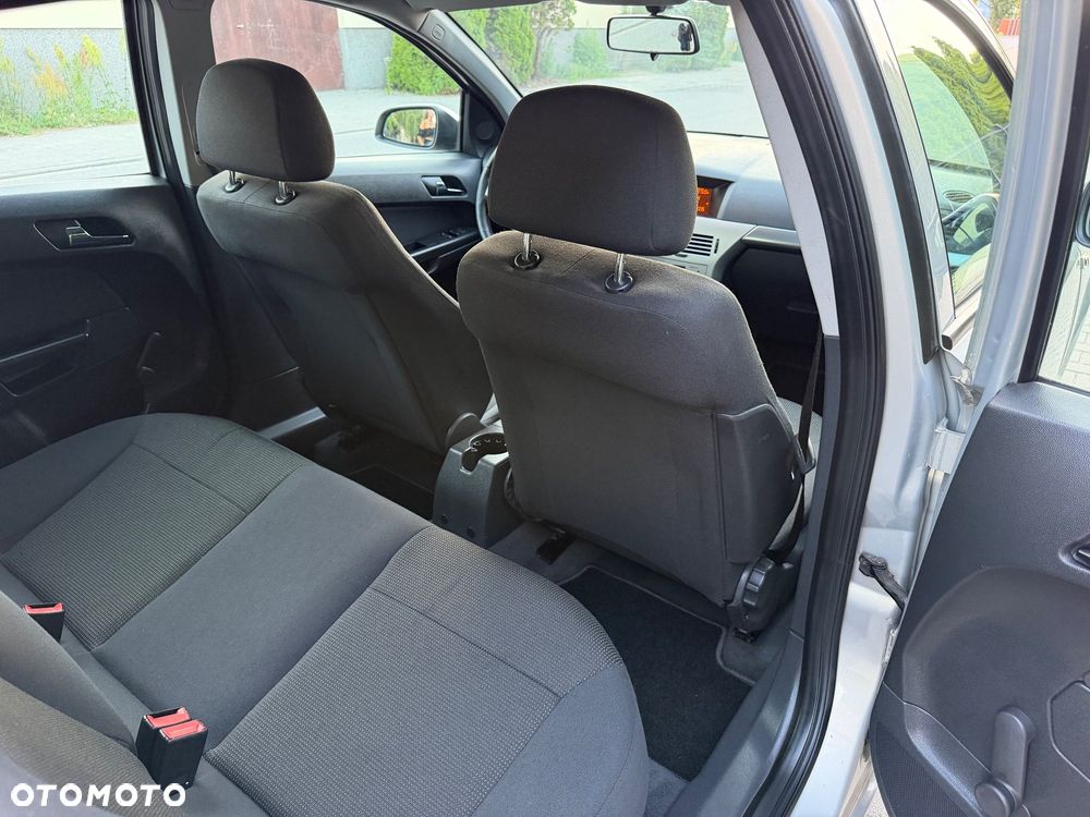 Opel Astra 1.6 Exklusiv - 7