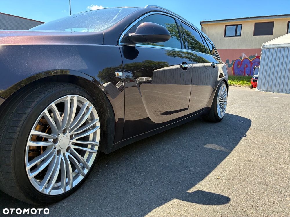 Opel Insignia - 11