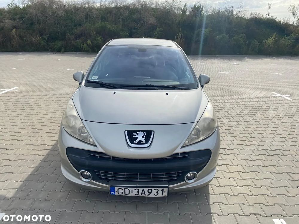 Peugeot 207 1.6 HDi 16V Trendy - 20