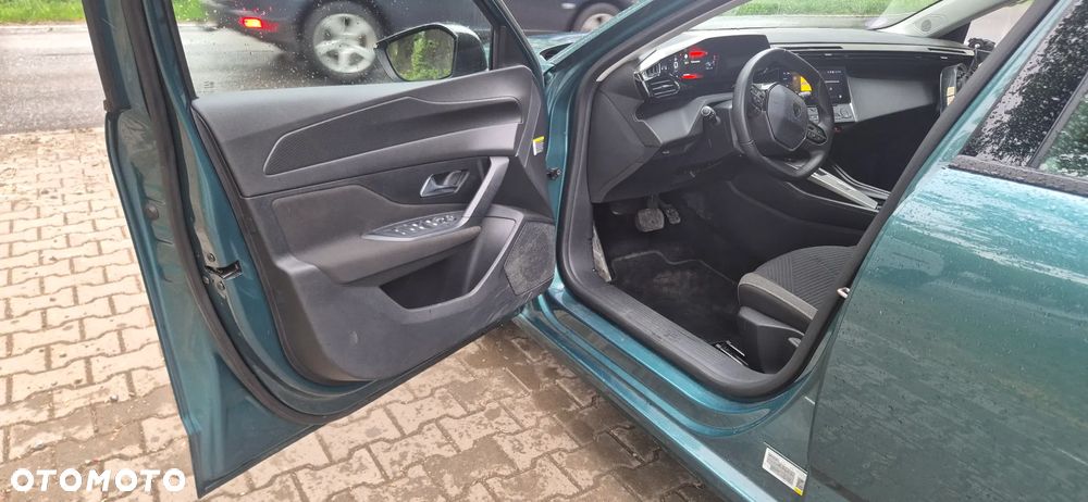 Peugeot 308 1.2 PureTech Allure S&S EAT8 - 17