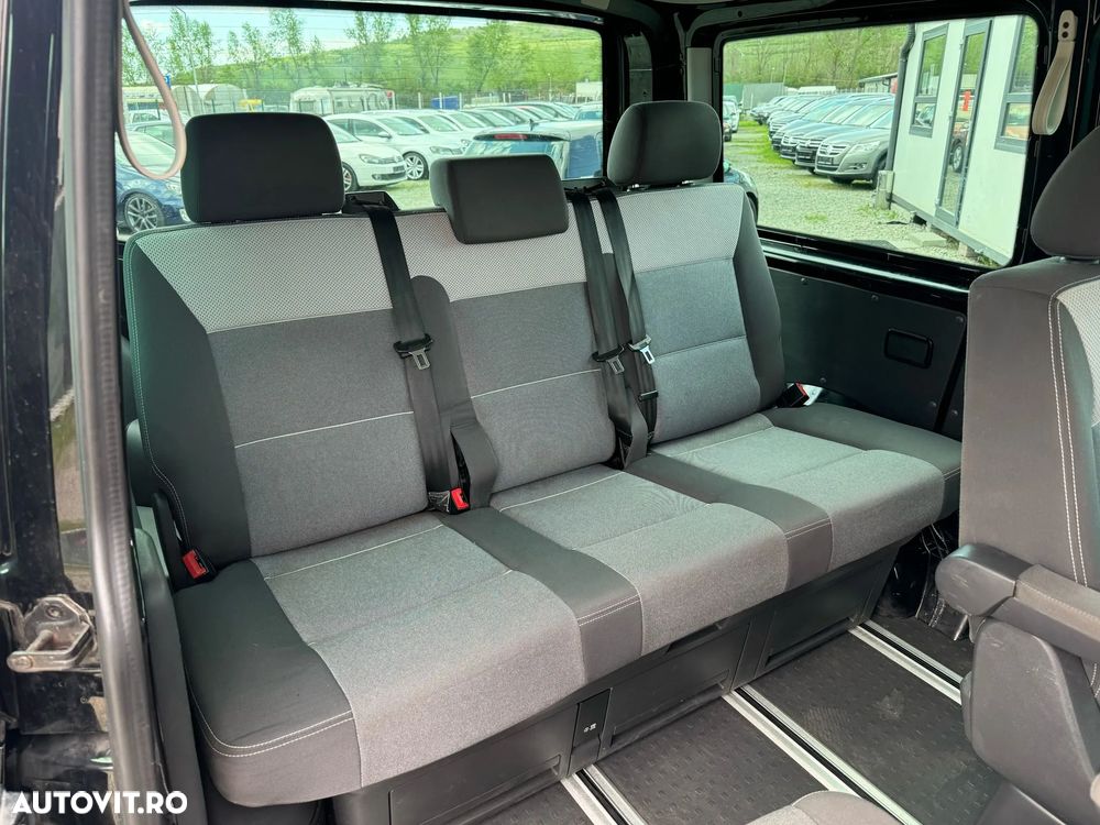 Volkswagen Multivan - 22