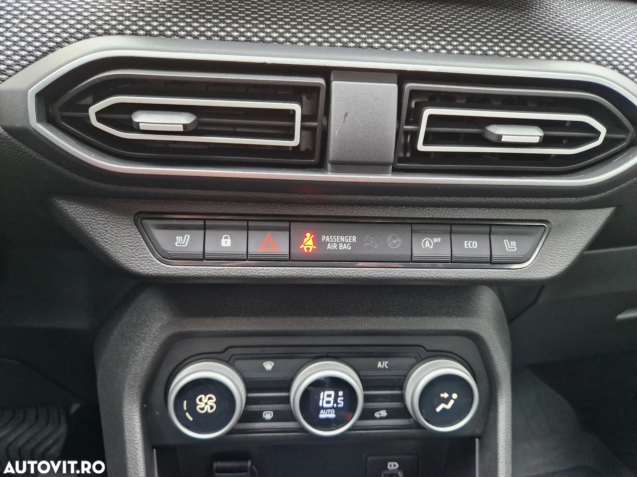 Dacia Logan TCe 90 CVT Comfort - 18