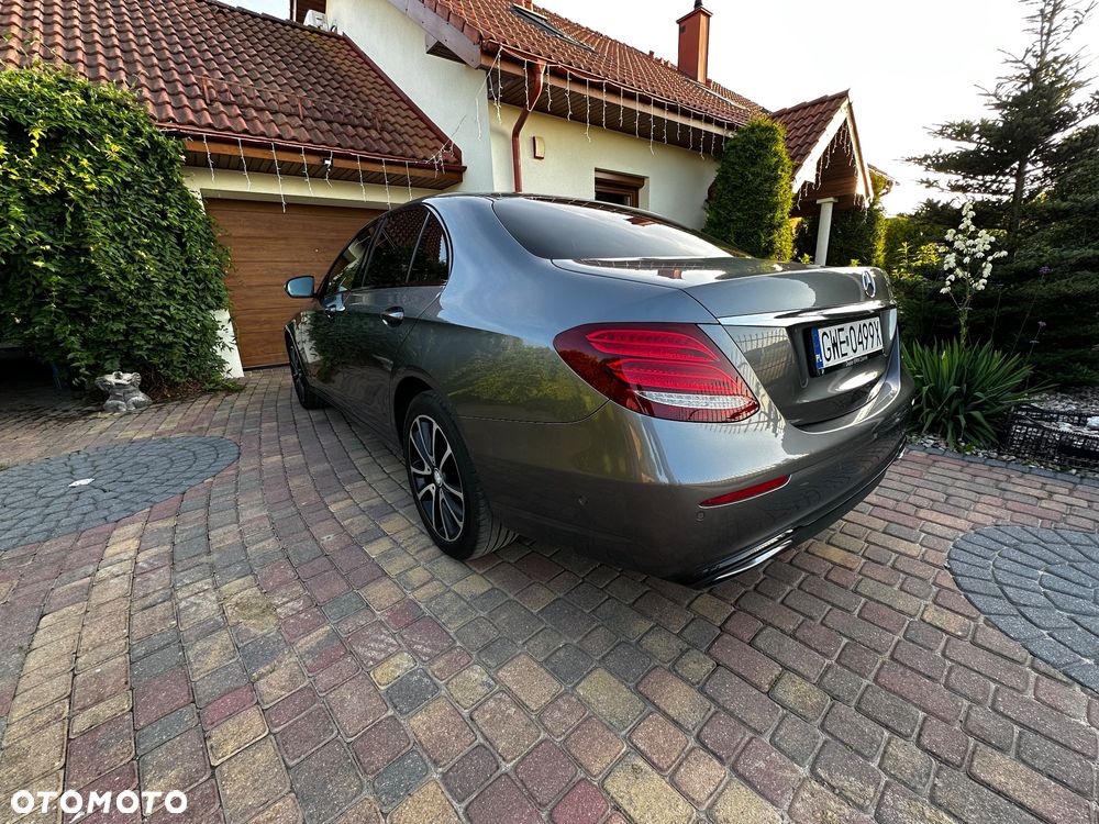 Mercedes-Benz Klasa E 220 d 9G-TRONIC - 10