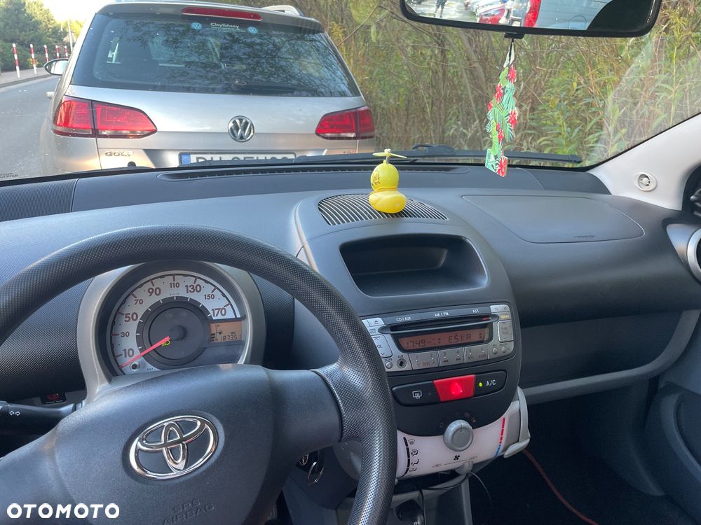 Toyota Aygo - 25
