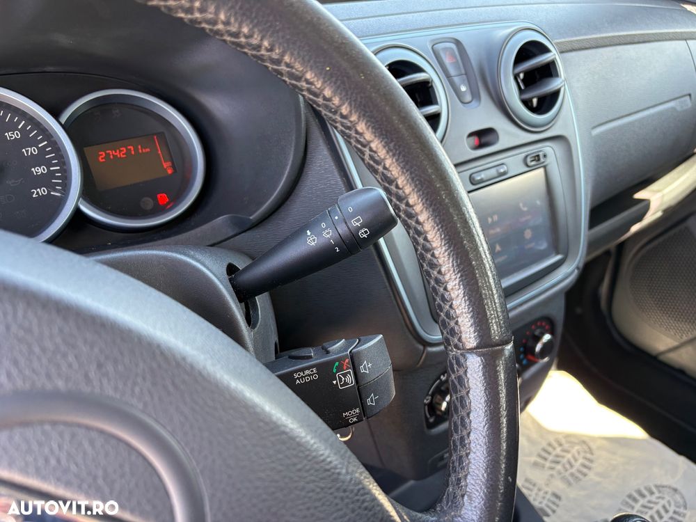 Dacia Dokker TCe 130 GPF Stepway - 8