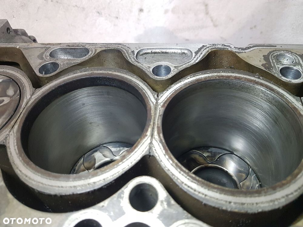 dół silnika volvo v70 xc60 xc70 s60 s80 2.4d d5244t15 181km - 8