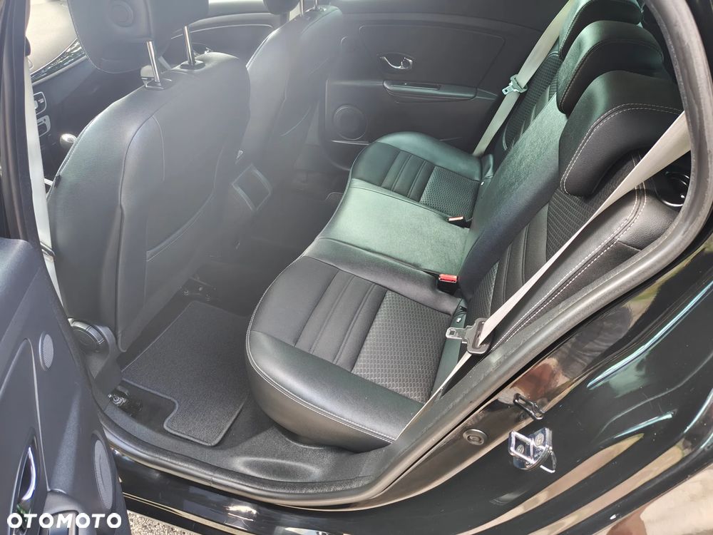 Renault Megane ENERGY TCe 115 Start & Stop Bose Edition - 15