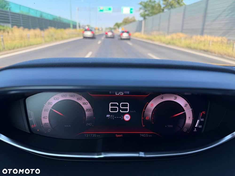 Peugeot 5008 2.0 BlueHDi GT S&S EAT8 - 33