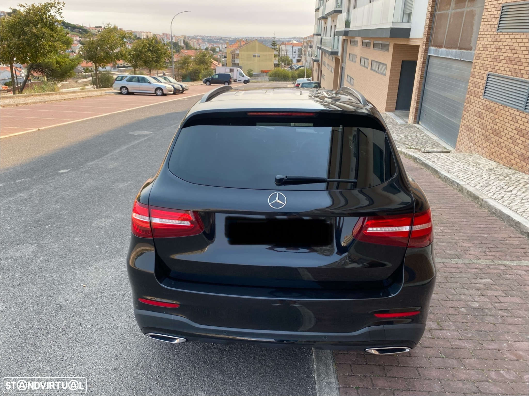 Mercedes-Benz GLC 250 d 4Matic 9G-TRONIC AMG Line - 11