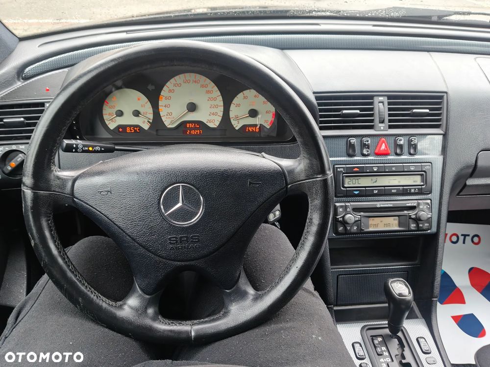 Mercedes-Benz Klasa C - 28