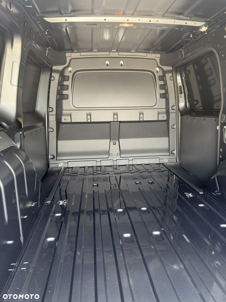 Volkswagen Caddy - 12