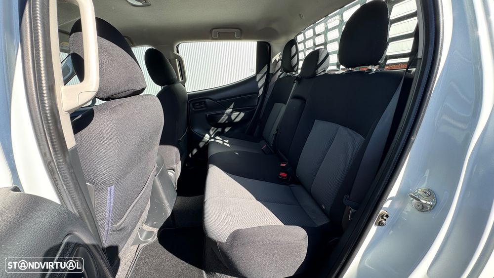 Mitsubishi L-200 Cabine dupla 4X2 - 28