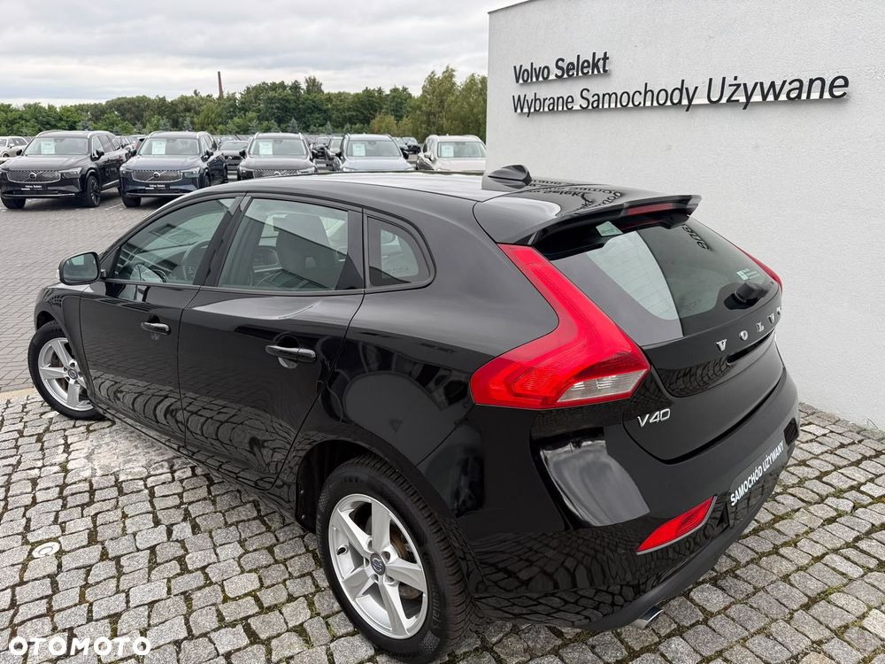 Volvo V40 - 19