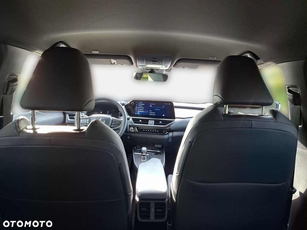 Lexus UX 300h F Sport Design - 26
