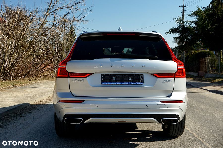 Volvo XC 60 D4 Geartronic RDesign - 12
