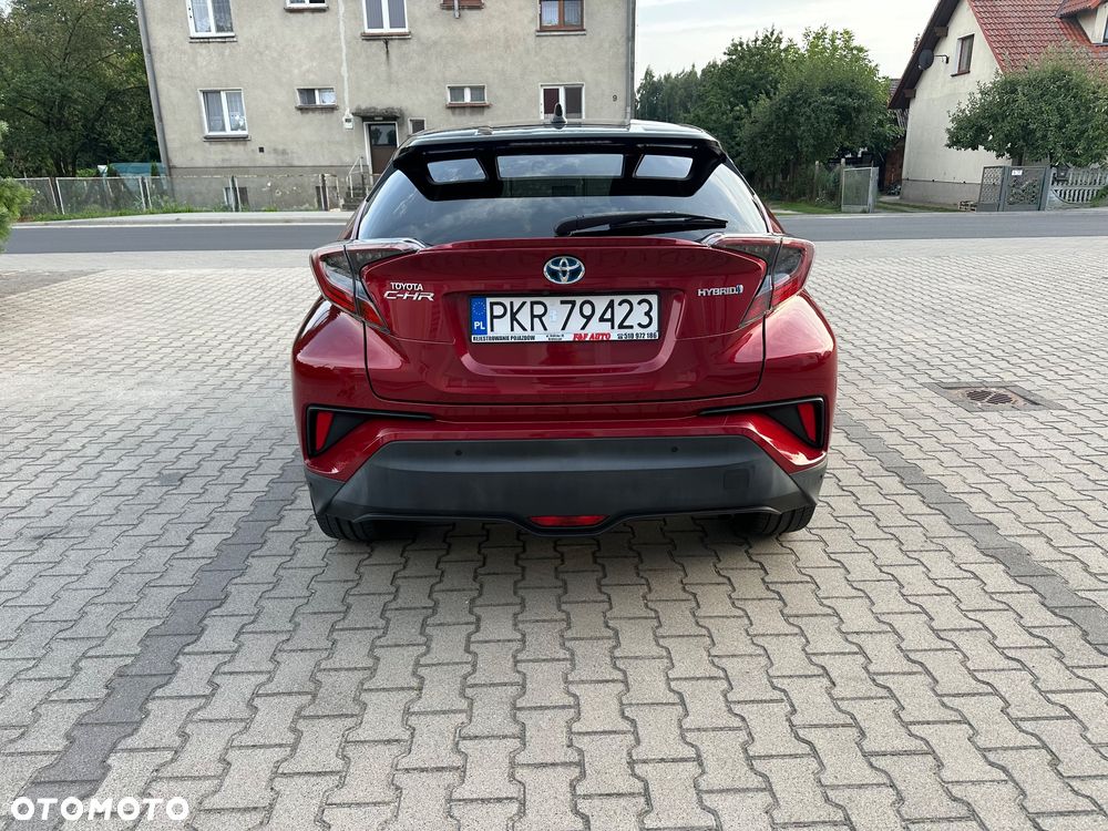 Toyota C-HR 1.8 Hybrid Neon Lime powered by JBL - 5
