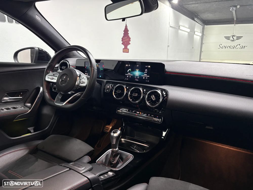 Mercedes-Benz A 160 d AMG Line - 14