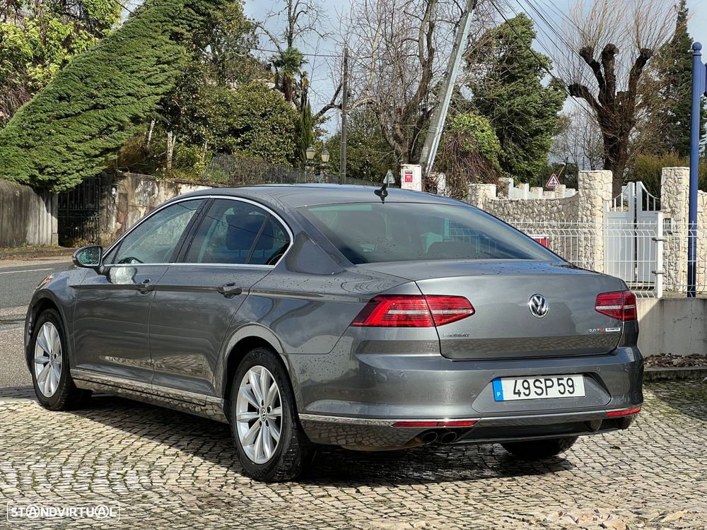 VW Passat 2.0 TDI Highline DSG - 8