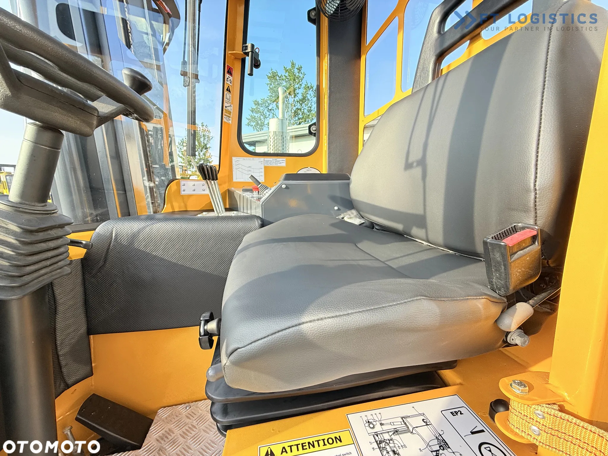Combilift WÓZEK CZTEROKIERUNKOWY - WIELOKIERUNKOWY C4000 / GAS / DUPLEX 4500MM /JEDYNE 6604 MOTOGODZIN /  PRZESUW WIDEŁ / PEŁNA KABINA / STAN IDEALNY / Szeroka oferta wózków czterokierunkowych i bocznych, dopasowanych do różnorodnych potrzeb i zastosowań - 15