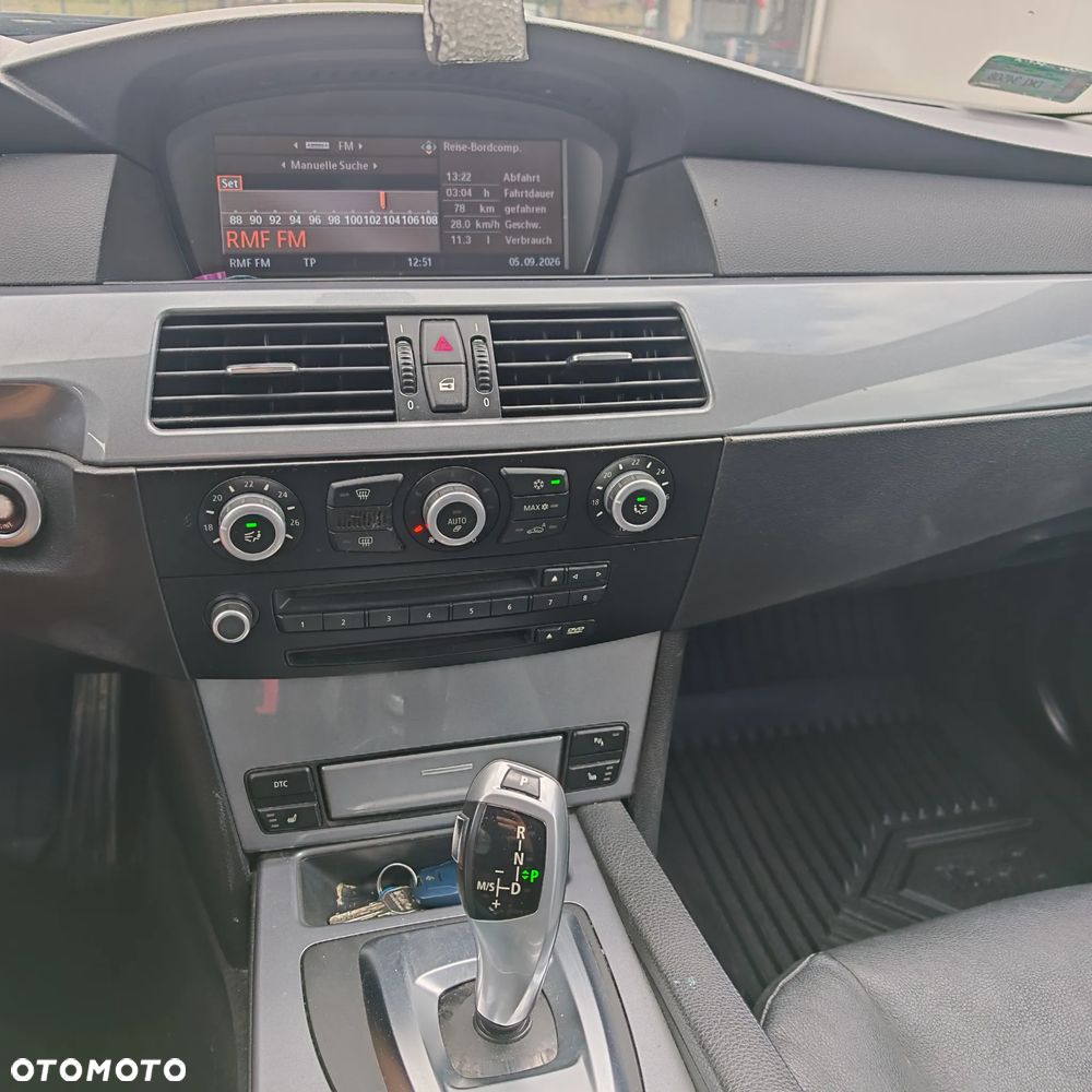 BMW Seria 5 530xd - 12
