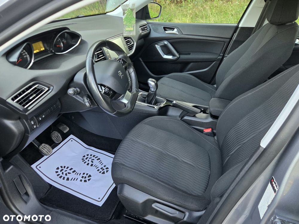 Peugeot 308 1.2 PureTech Access S&S - 13