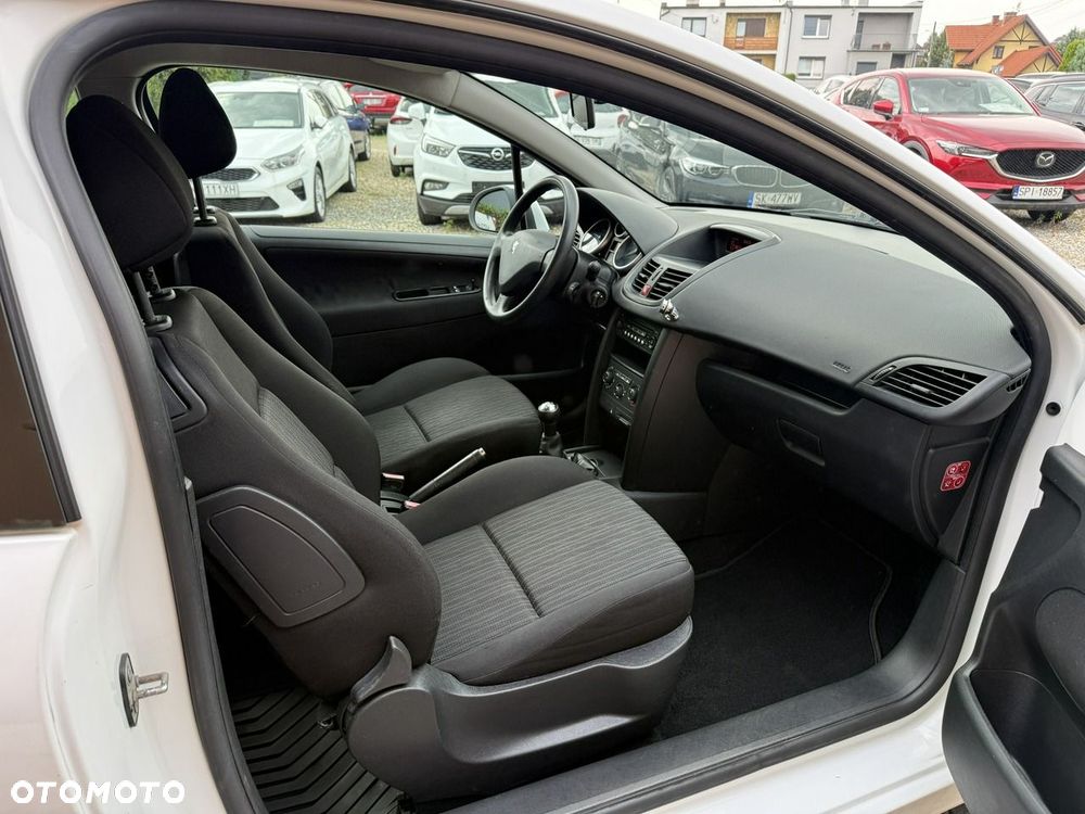 Peugeot 207 1.4 HDi Trendy - 19