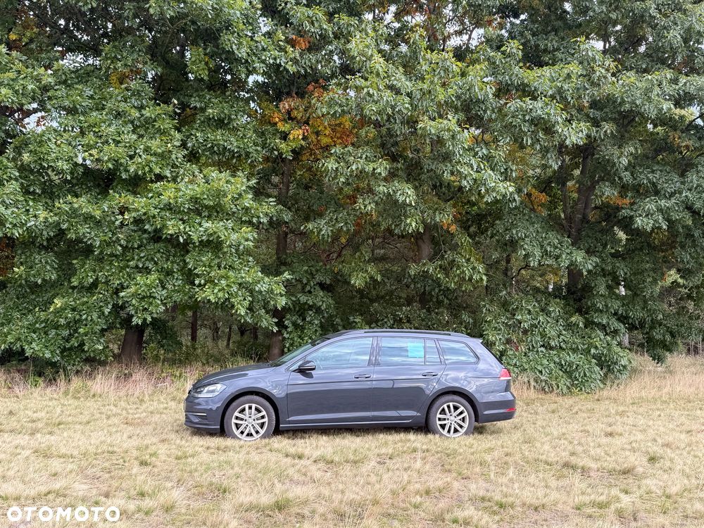 Volkswagen Golf - 4