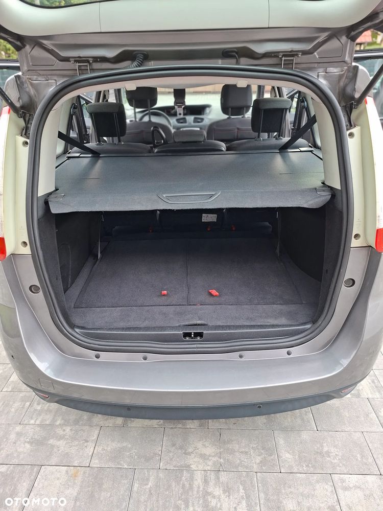 Renault Grand Scenic dCi 110 EDC Paris - 11
