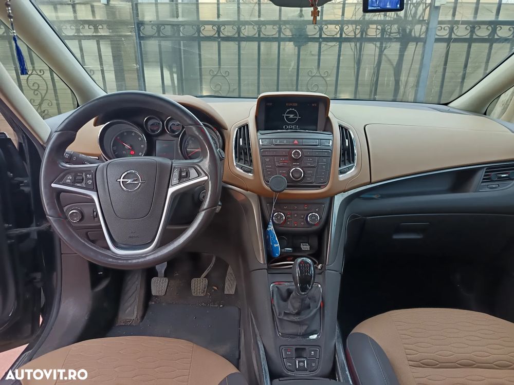 Opel Zafira 2.0 CDTI ECOTEC Start/Stop Cosmo - 24