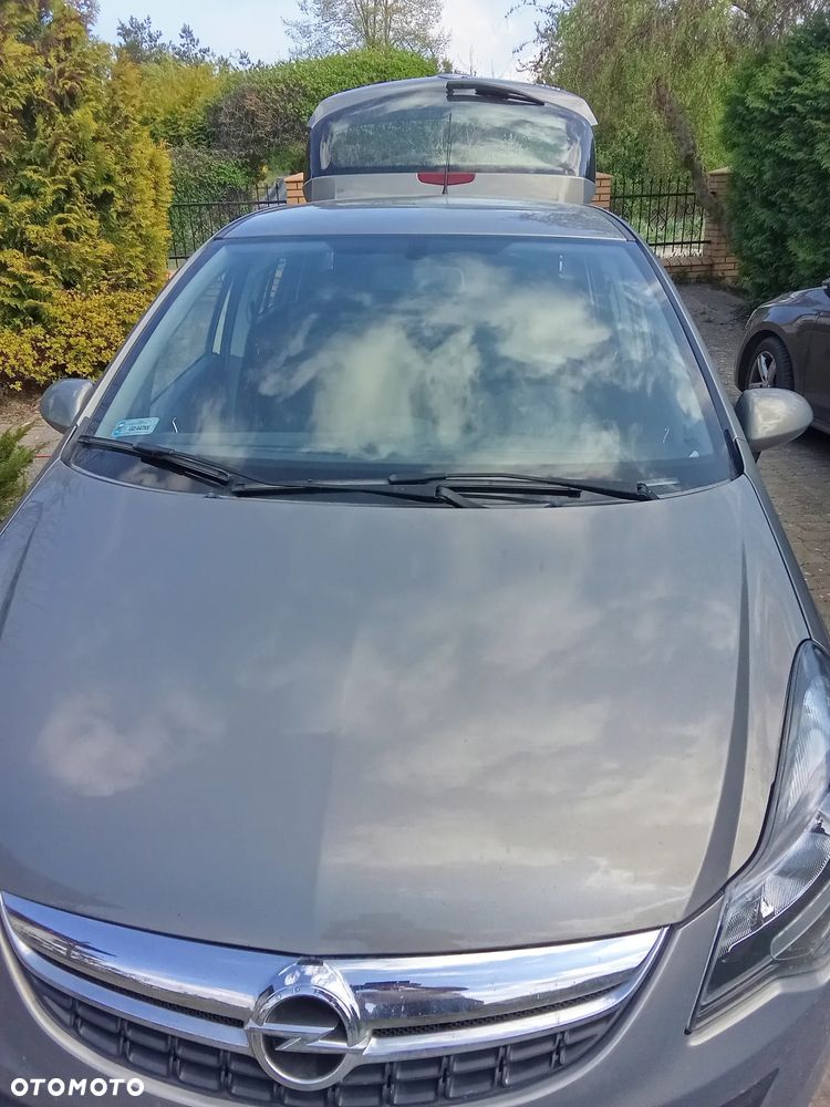 Opel Corsa 1.2 16V Essentia - 17