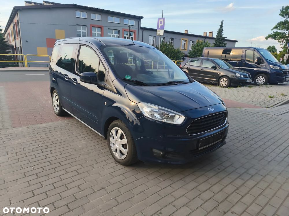Ford Tourneo Courier 1.0 EcoBoost Titanium - 1
