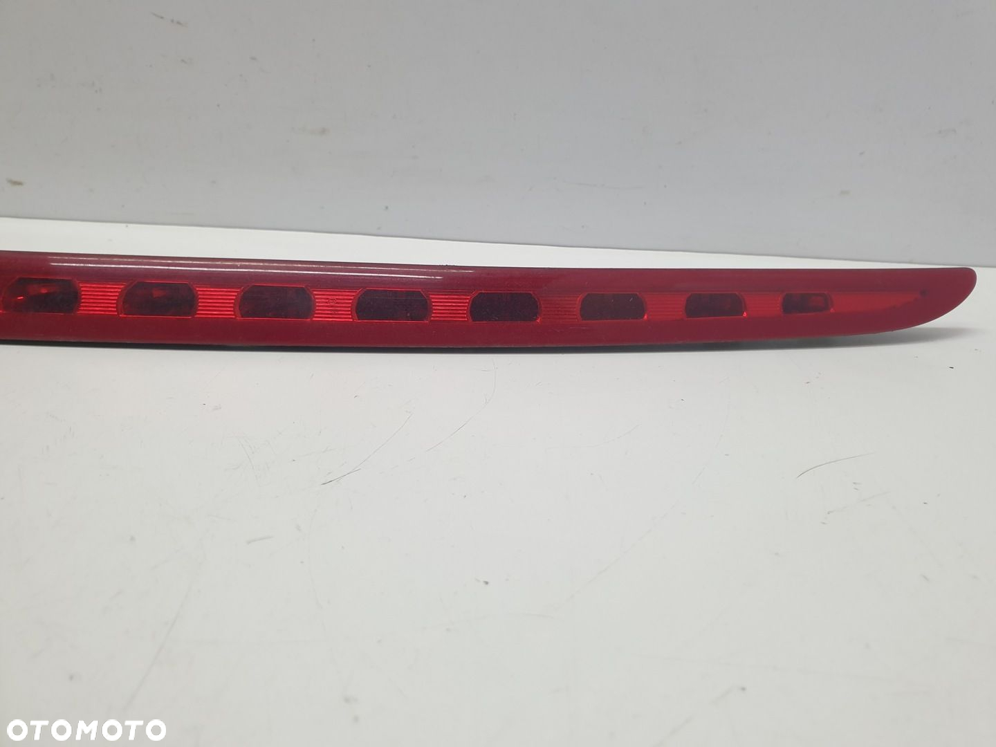 TRZECIE ŚWIATŁO STOPU MERCEDES W204 KOMBI A2048200956 - 2