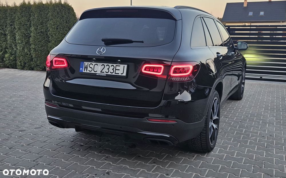 Mercedes-Benz GLC 220 d 4Matic 9G-TRONIC AMG Line - 8