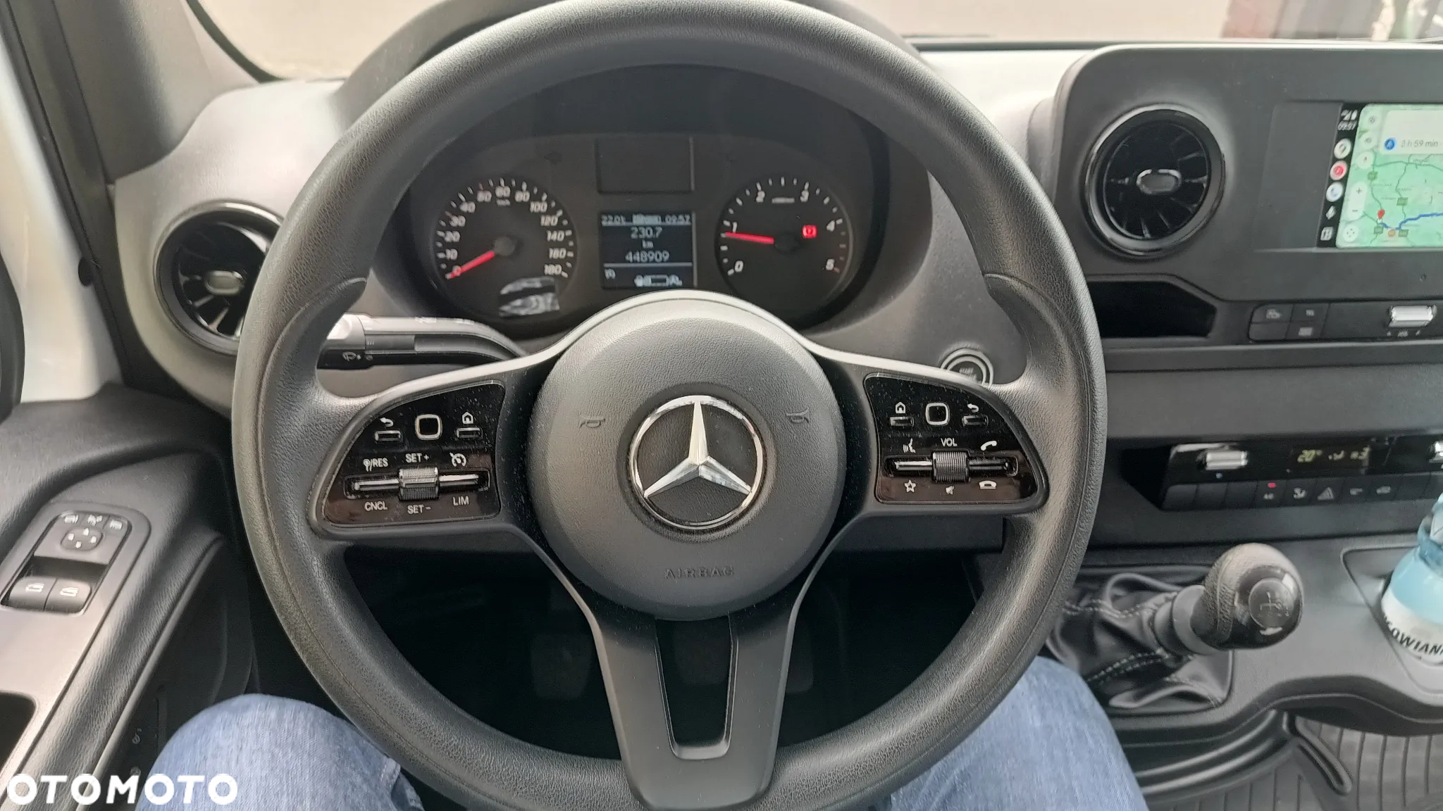 Mercedes-Benz Sprinter 317 - 6
