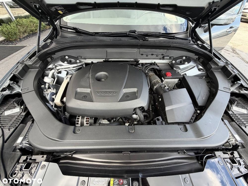 Volvo XC 60 T6 AWD Momentum - 22