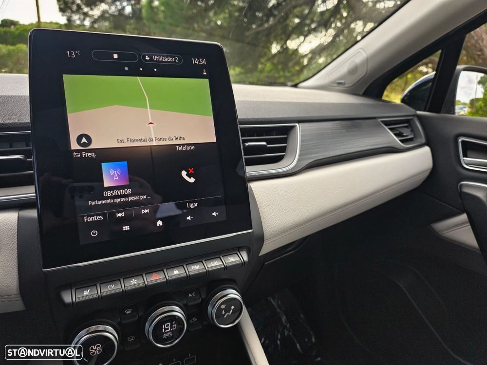 Renault Captur 1.6 E-Tech Plug-In Initiale Paris - 16