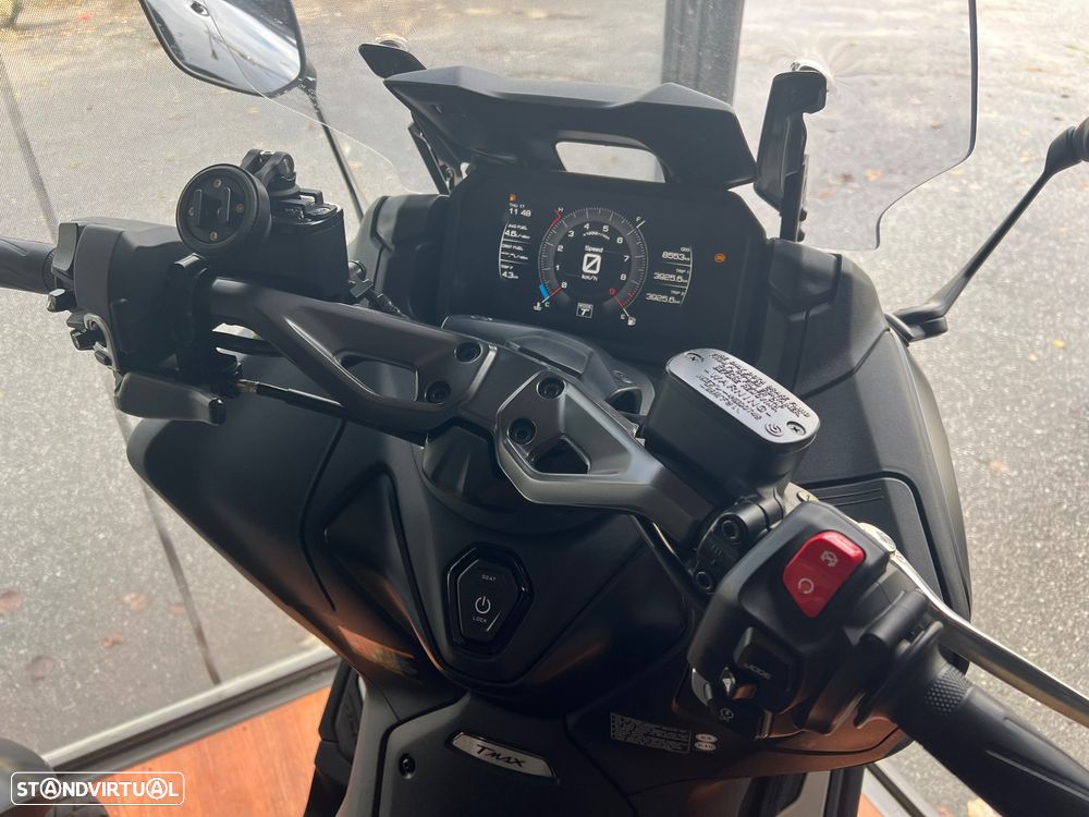 Yamaha TMAX 560 - 6
