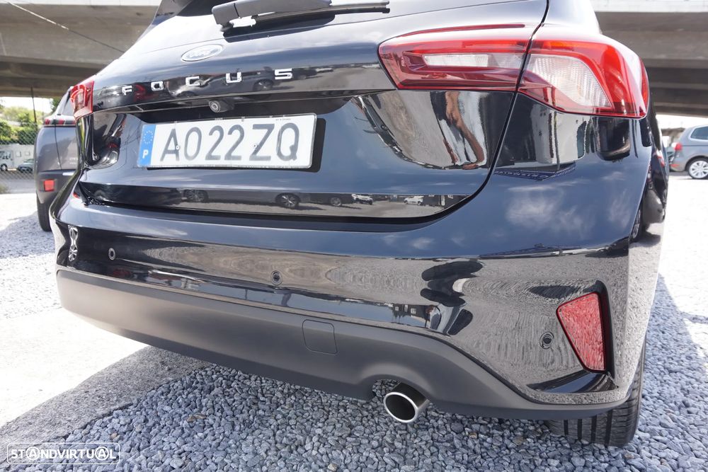Ford Focus 1.5 TDCi ECOBlue Connected Aut. - 14