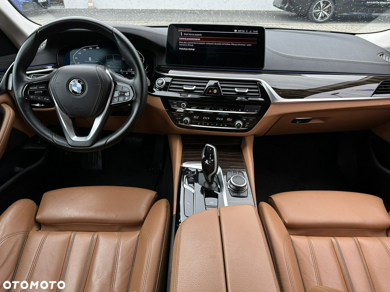 BMW Seria 5 - 11