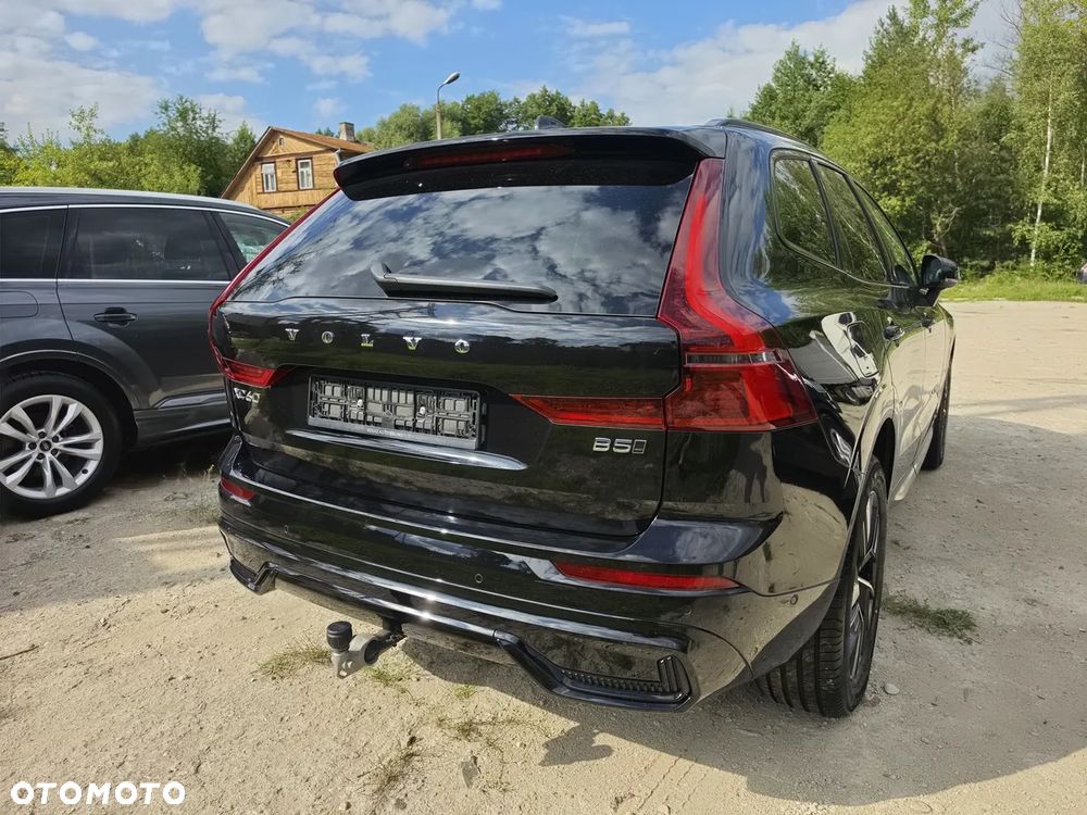 Volvo XC 60 B5 B AWD Plus Dark - 2