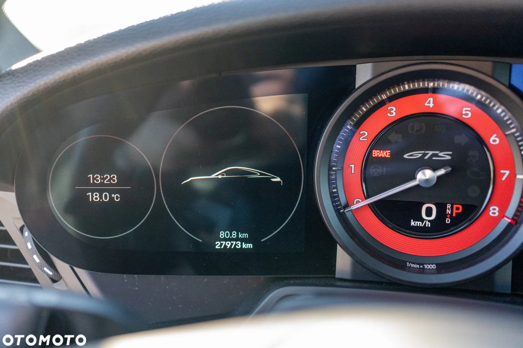 Porsche 911 Carrera GTS - 9