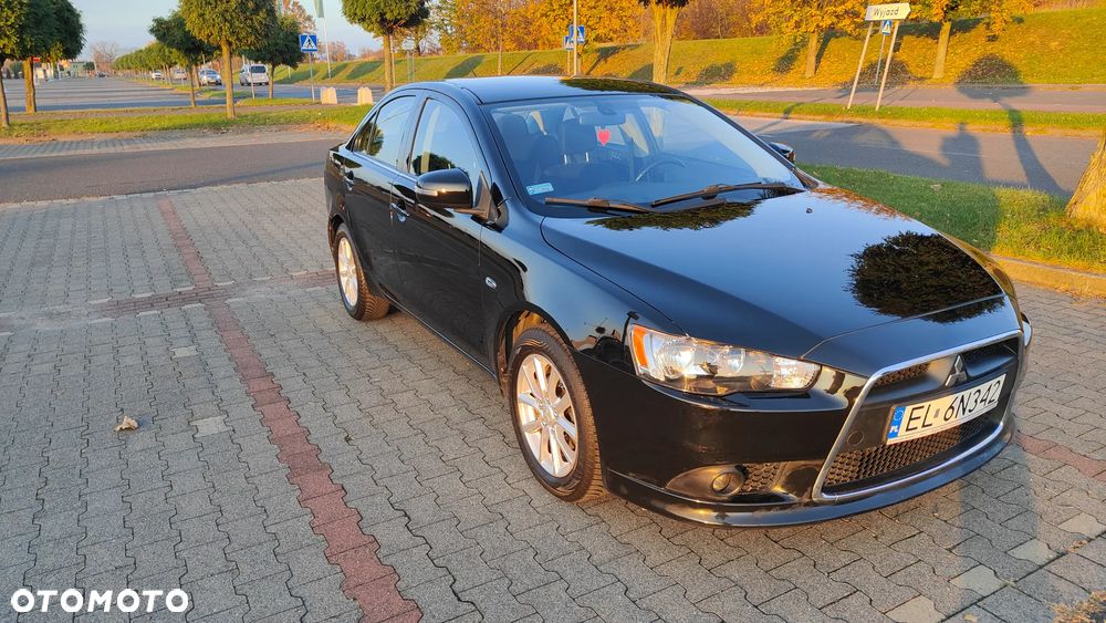 Mitsubishi Lancer 2015 photo 2