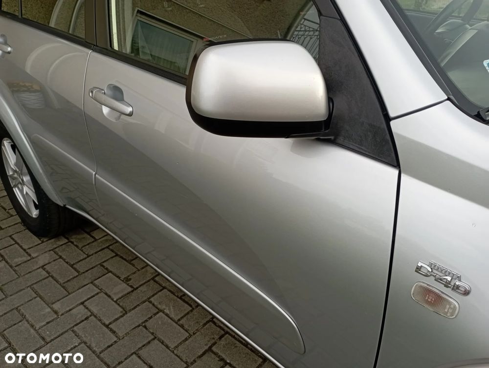 Toyota RAV4 2.0 D-4D Sol - 9
