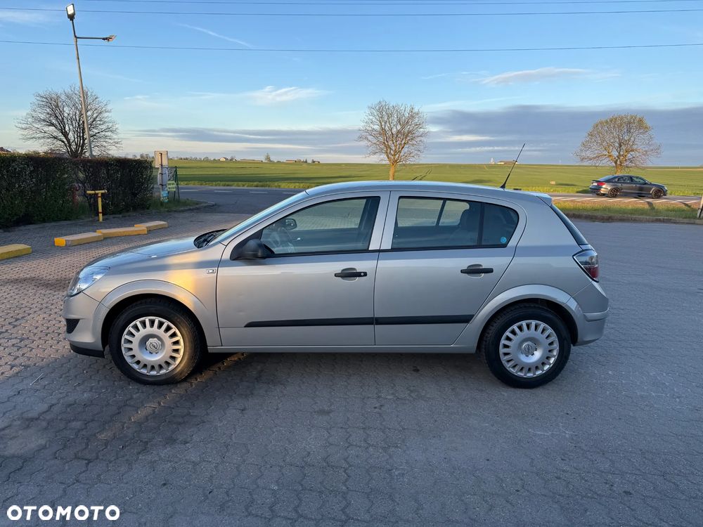 Opel Astra - 2
