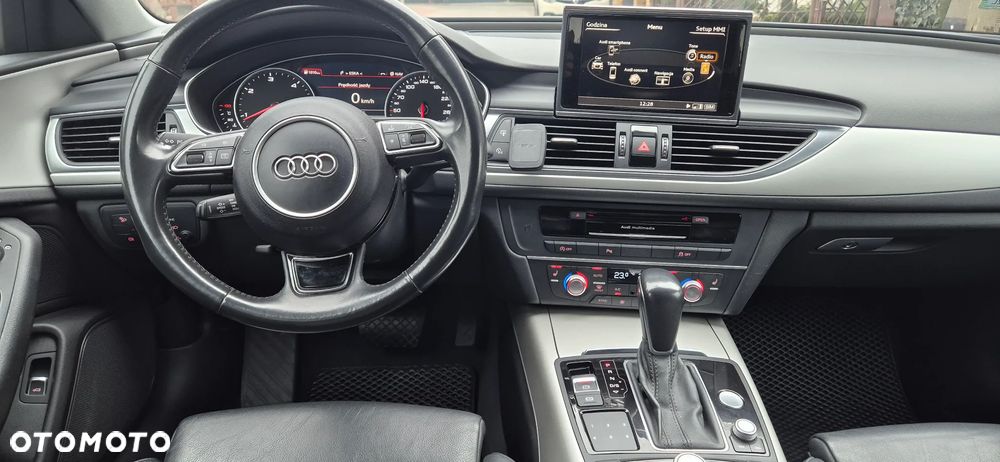 Audi A6 Avant 2.0 TDI Ultra DPF S tronic - 17
